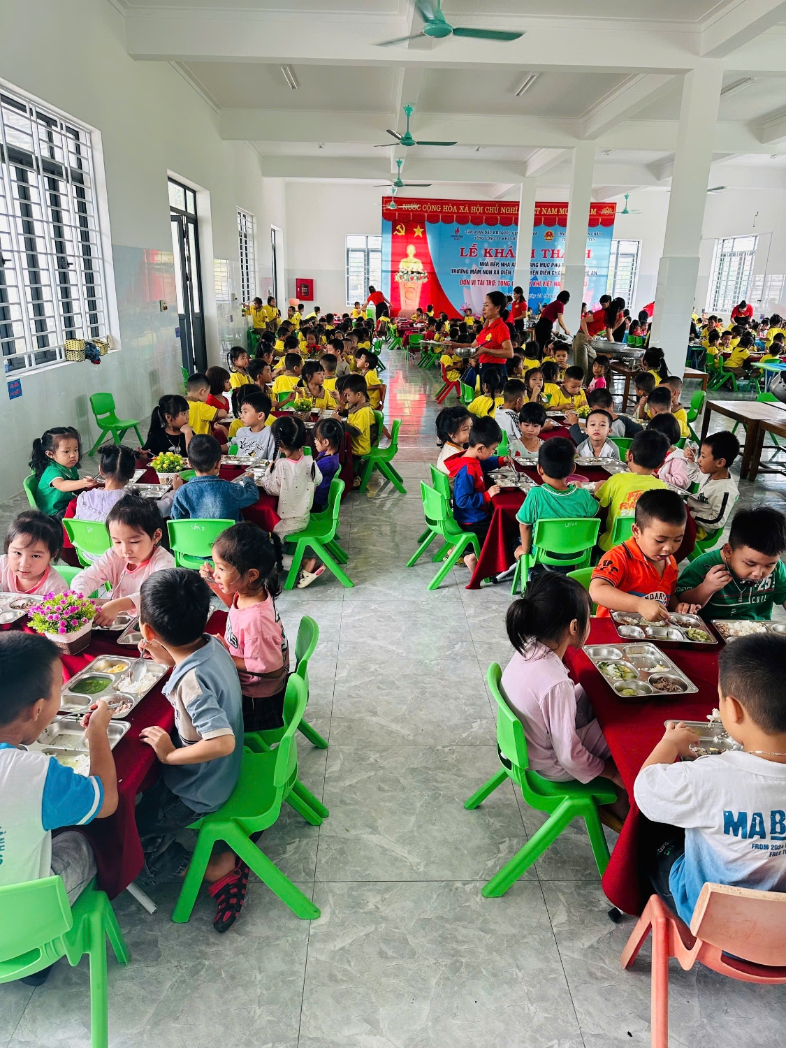 công khai suất ăn tháng 1/2026
